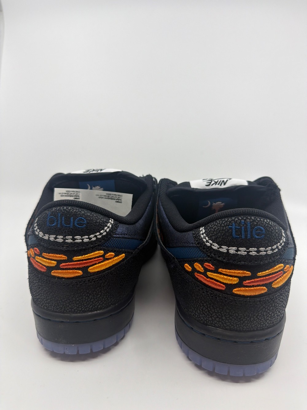 NIKE SB DUNK - BLUETILE SKATEBOARDS