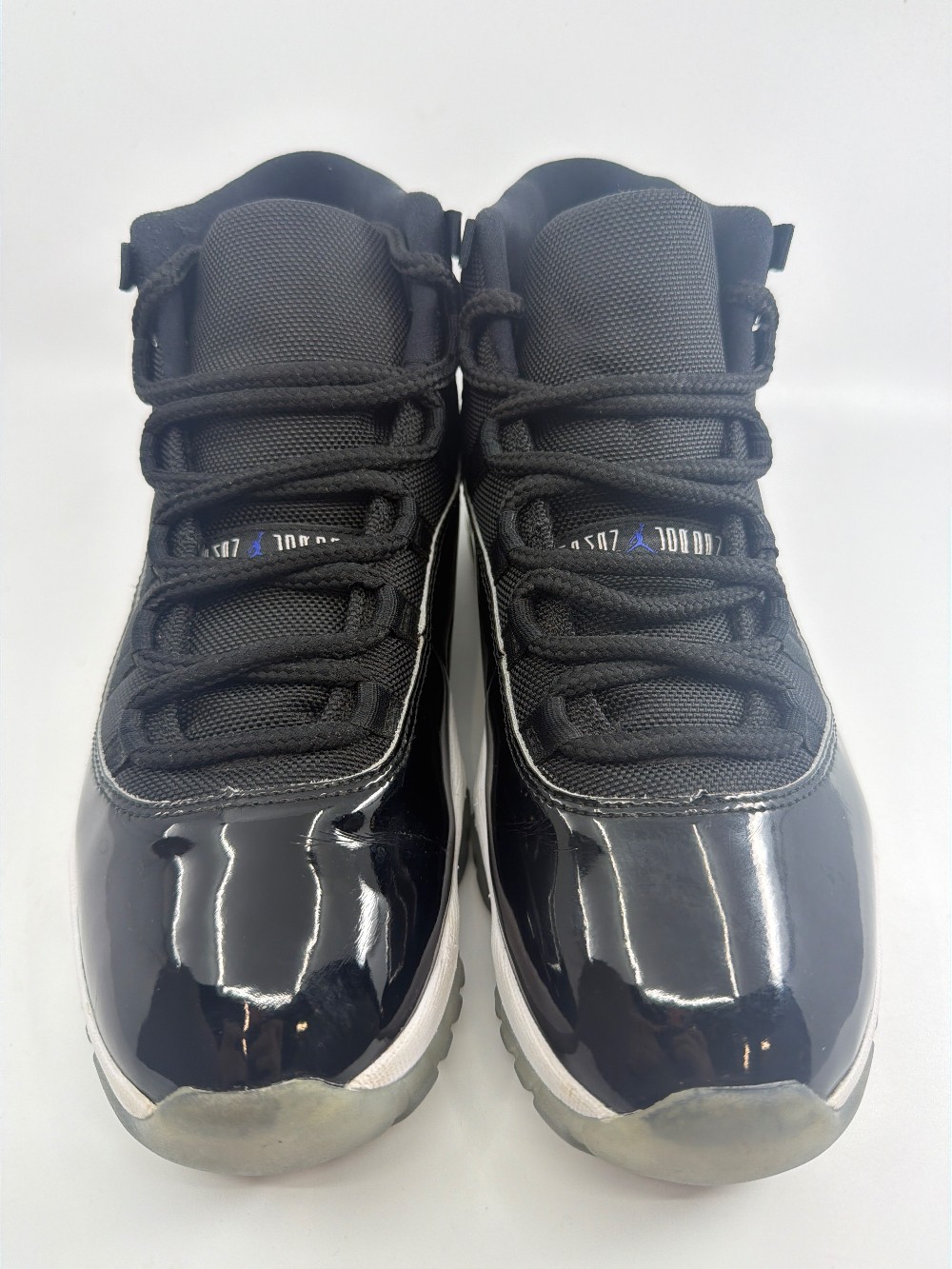 *USED* AJ 11 - SPACE JAM (2016)