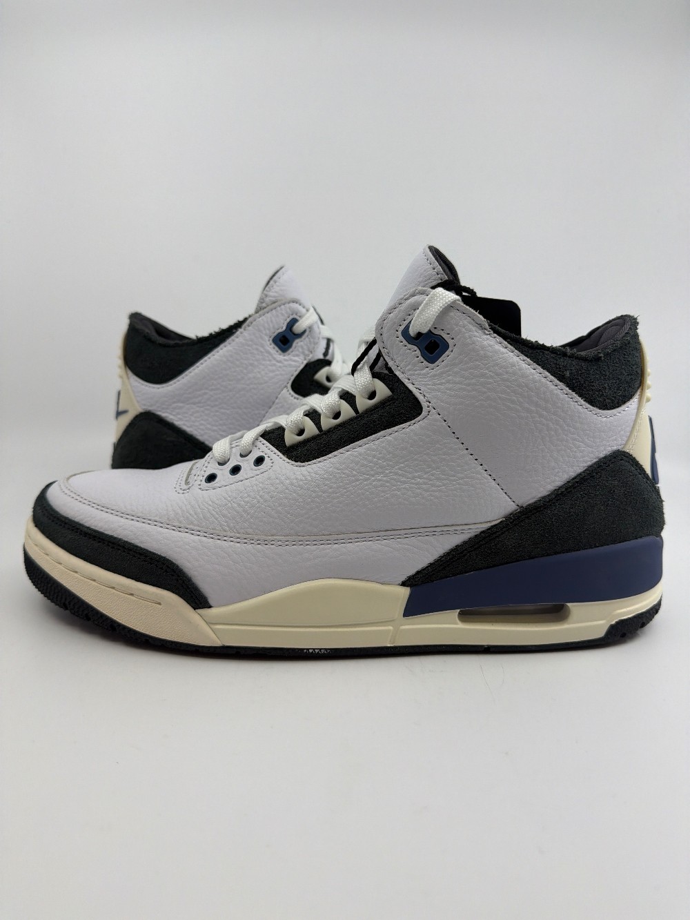 *USED* AJ 3 X A MA MANIERE - DIFFUSED BLUE