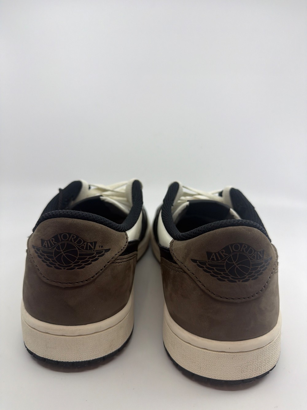 *USED* AJ 1 LOW - MOCHA