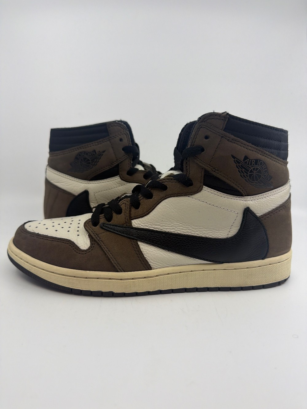 *USED* AJ 1 X TRAVIS SCOTT - MOCHA
