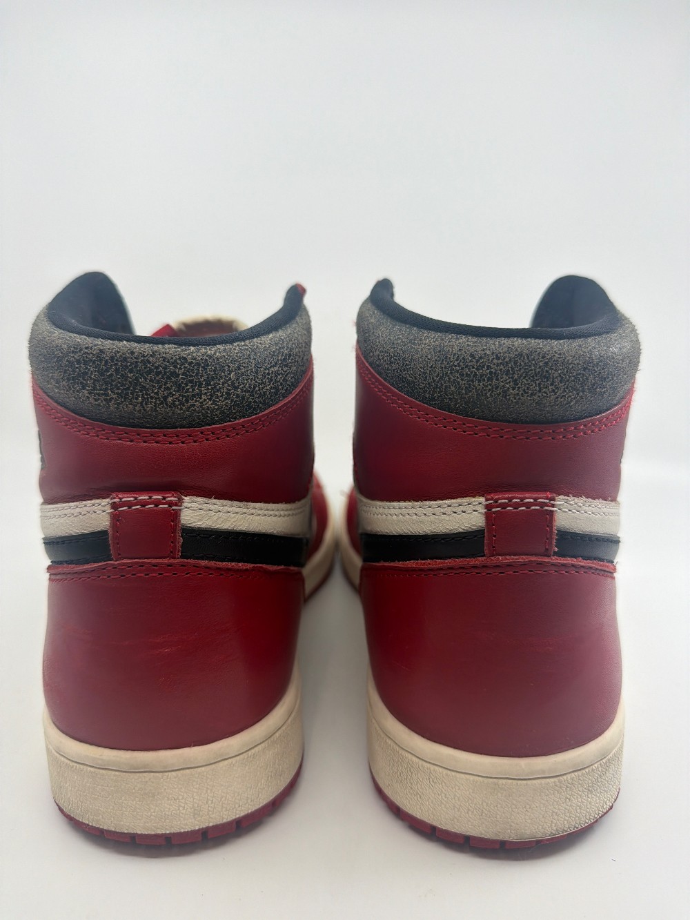 *USED* AJ 1 - CHICAGO LOST AND FOUND