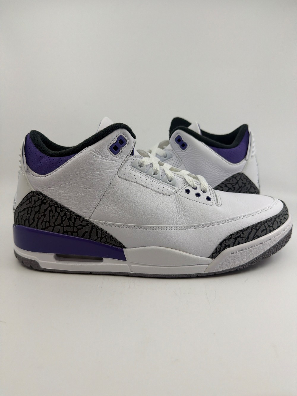 *VNDS* AJ 3 - DARK IRIS