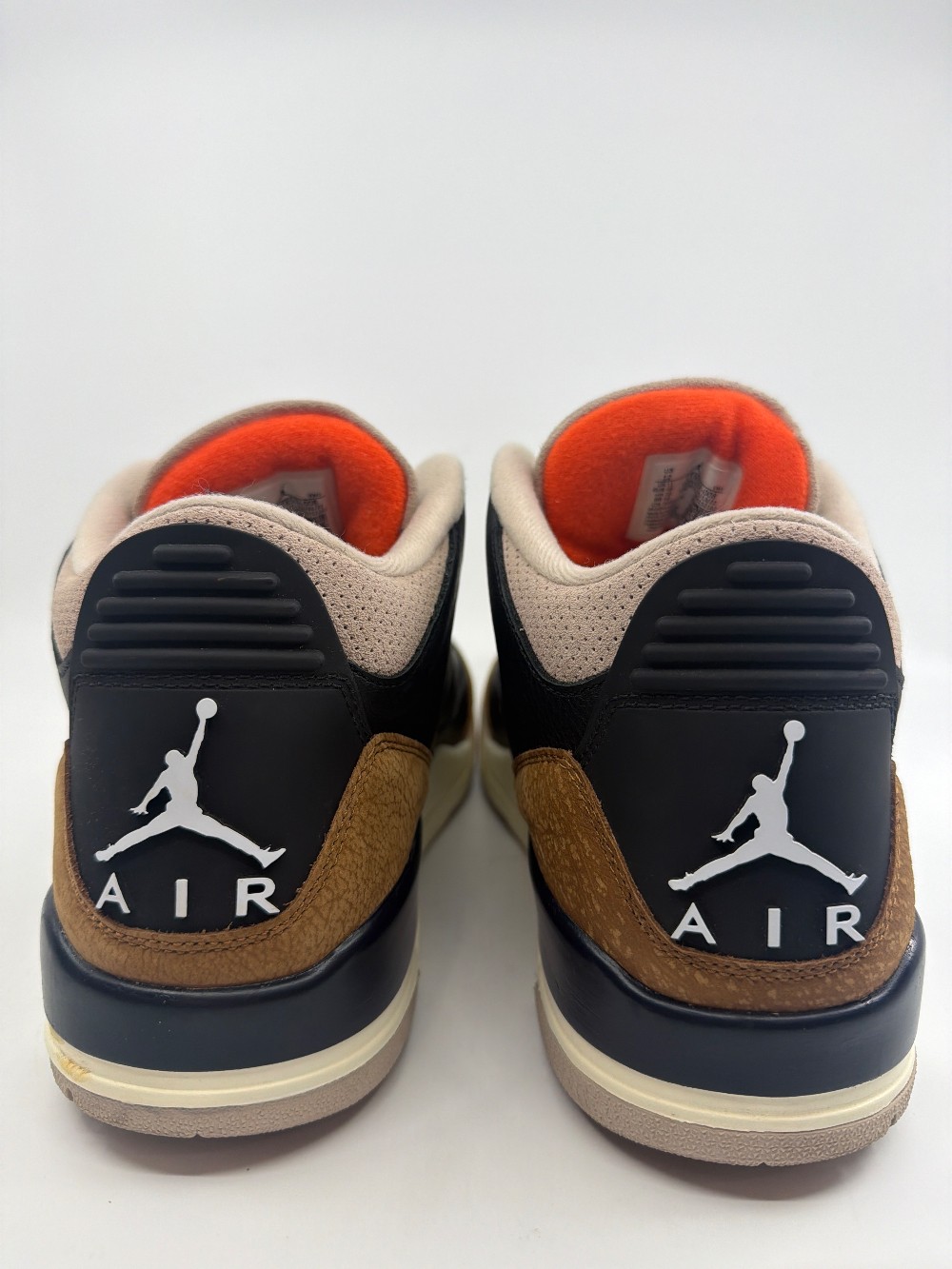*USED* AJ 3 - DESERT ELEPHANT