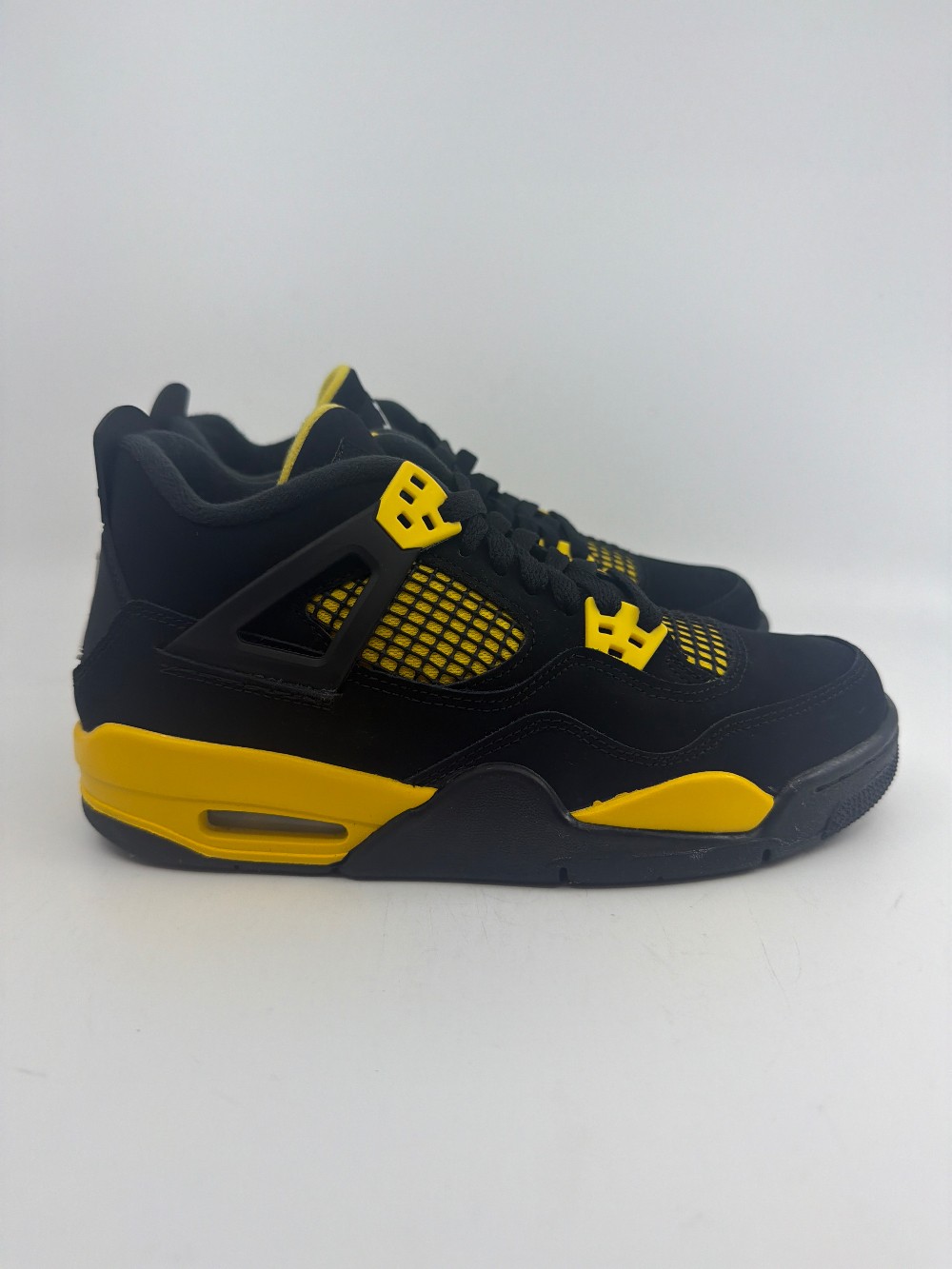 AJ 4 (GS) - THUNDER (2023)