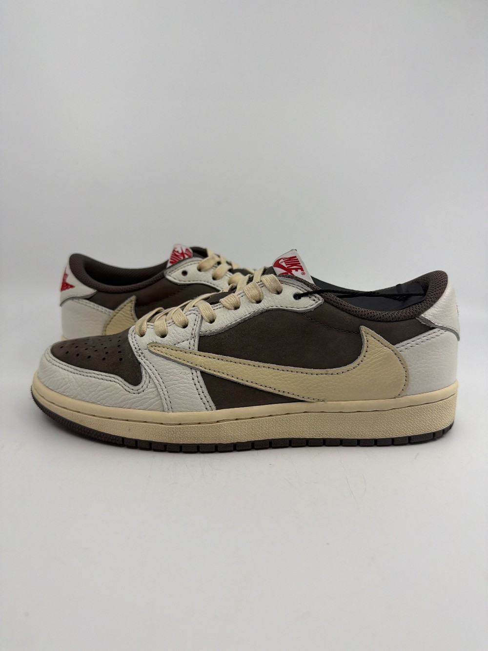 *USED* AJ 1 LOW X TRAVIS SCOTT - REVERSE MOCHA