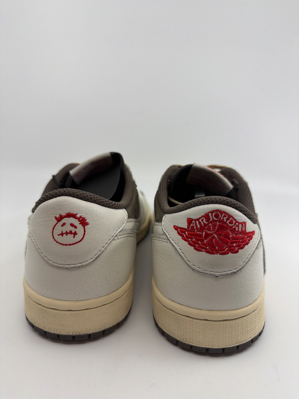 *USED* AJ 1 LOW X TRAVIS SCOTT - REVERSE MOCHA