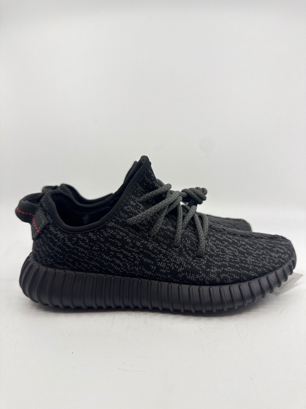 *NO BOX* YEEZY BOOST 350 V1 - PIRATE BLACK (2023)