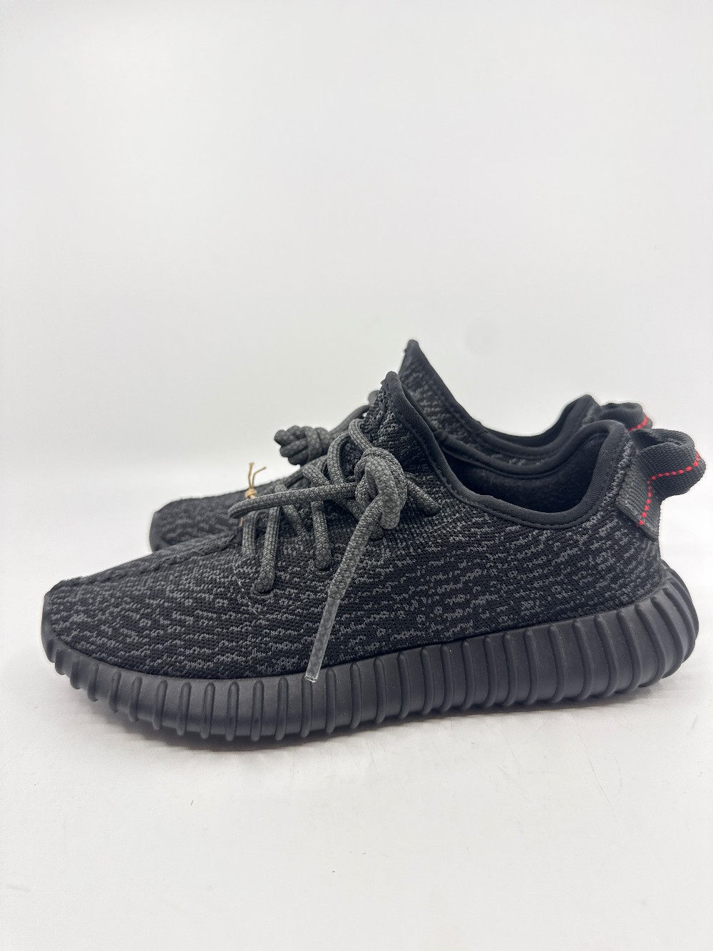 *NO BOX* YEEZY BOOST 350 V1 - PIRATE BLACK (2023)