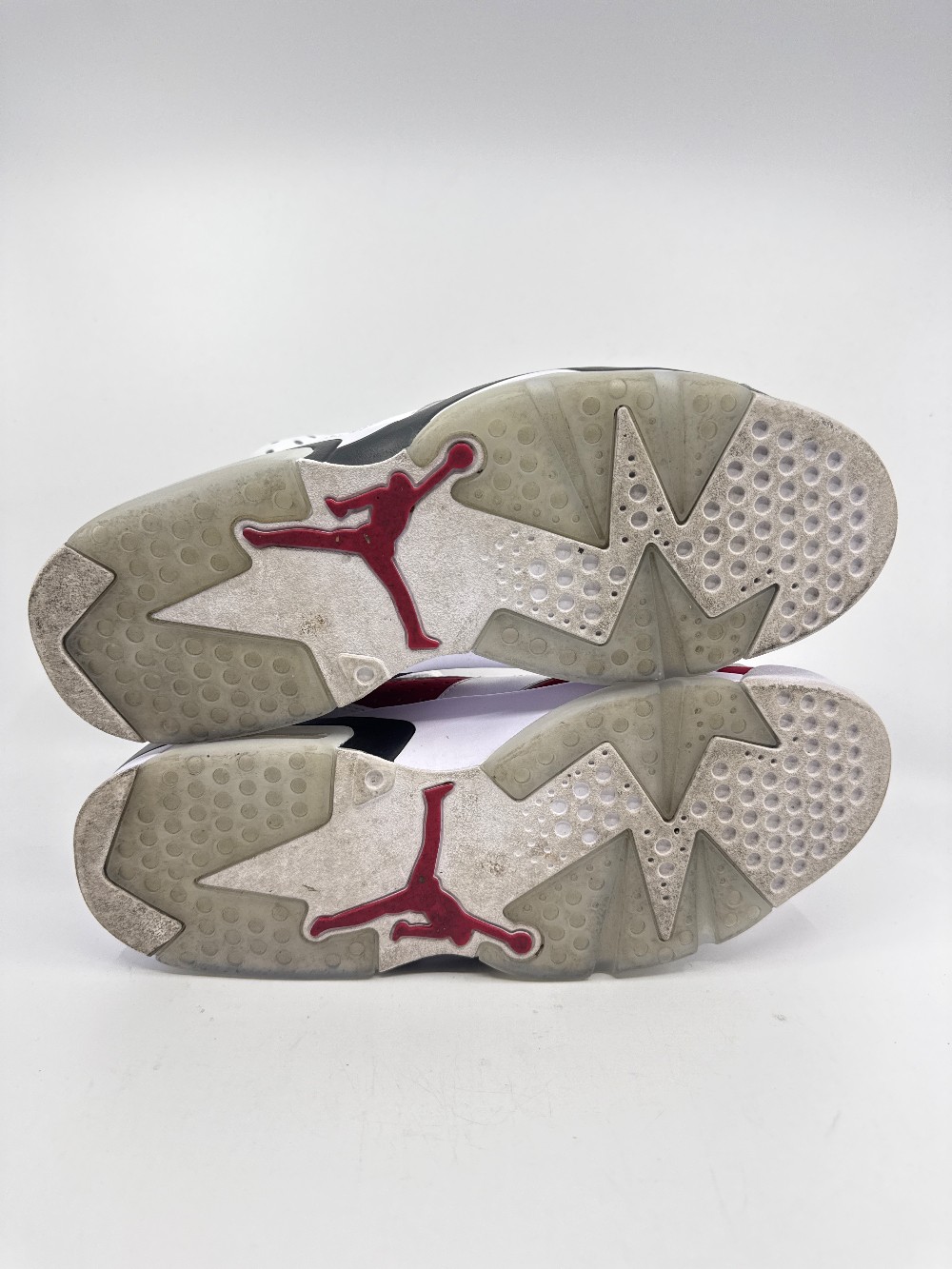 *USED* AJ 6 - CARMINE (2021)