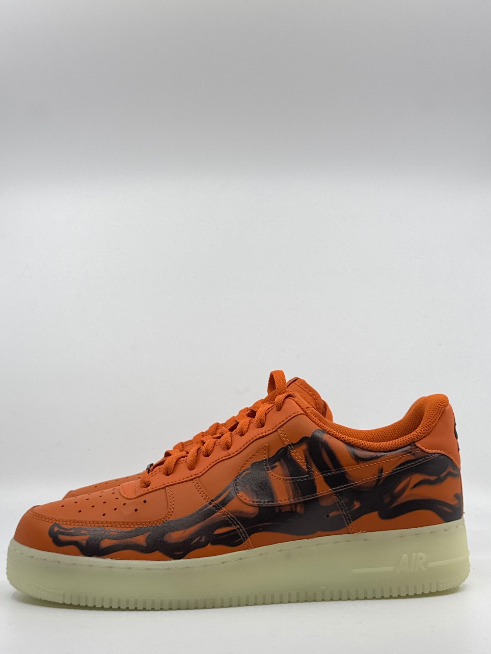 *NO BOX* NIKE AIR FORCE 1 LOW - ORANGE SKELETON HALLOWEEN (2020)