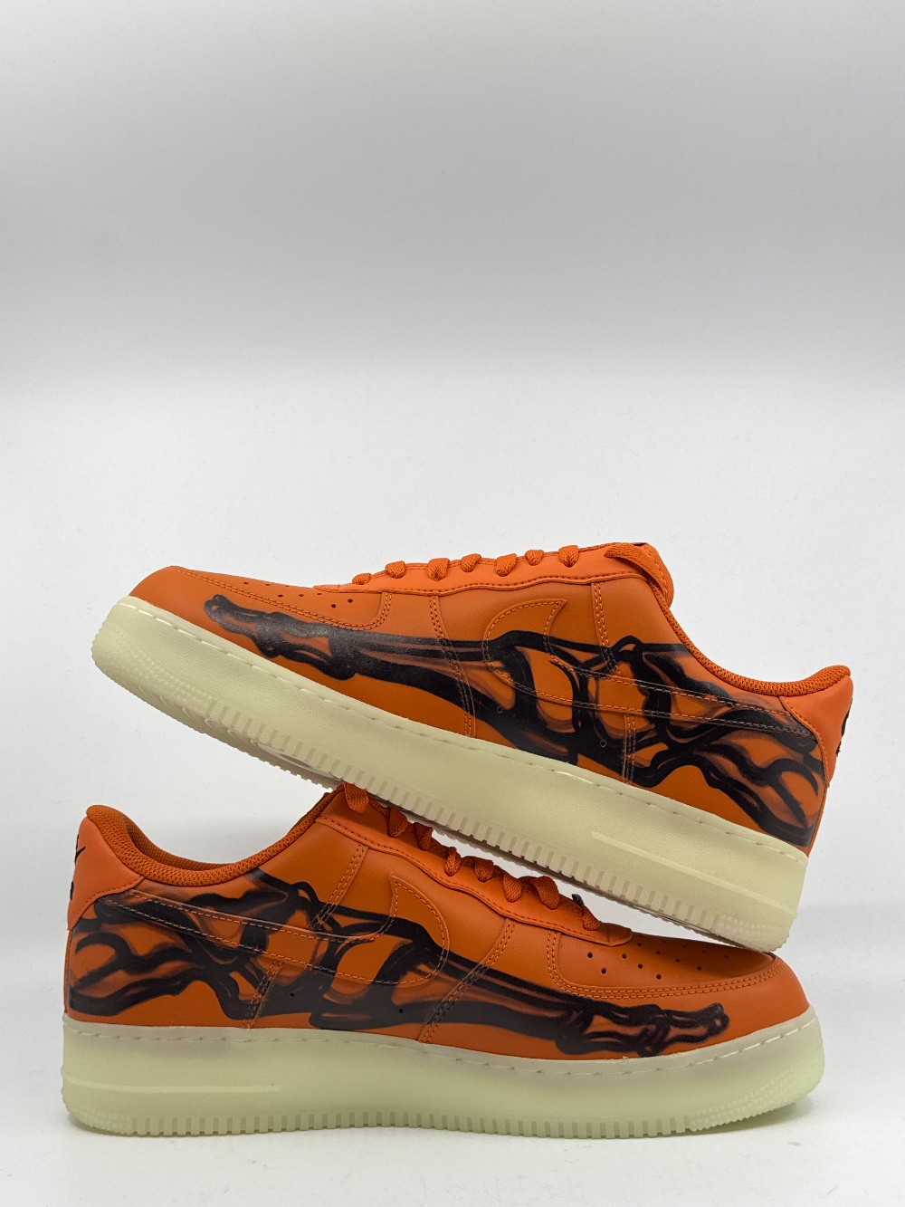 *NO BOX* NIKE AIR FORCE 1 LOW - ORANGE SKELETON HALLOWEEN (2020)