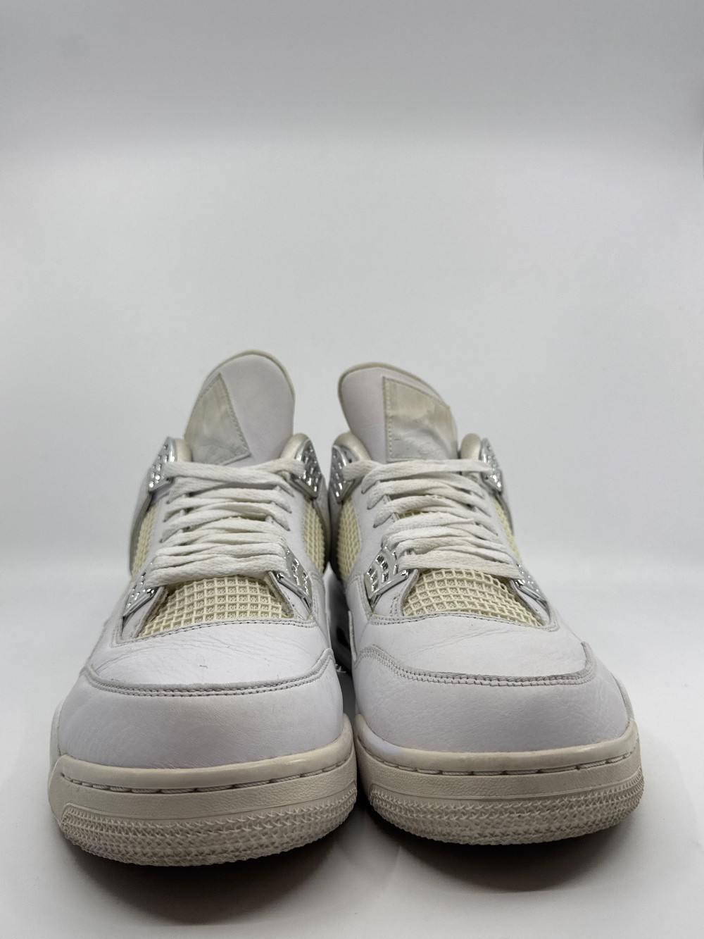 *USED/NO BOX* AJ 4 - PURE MONEY (2017)