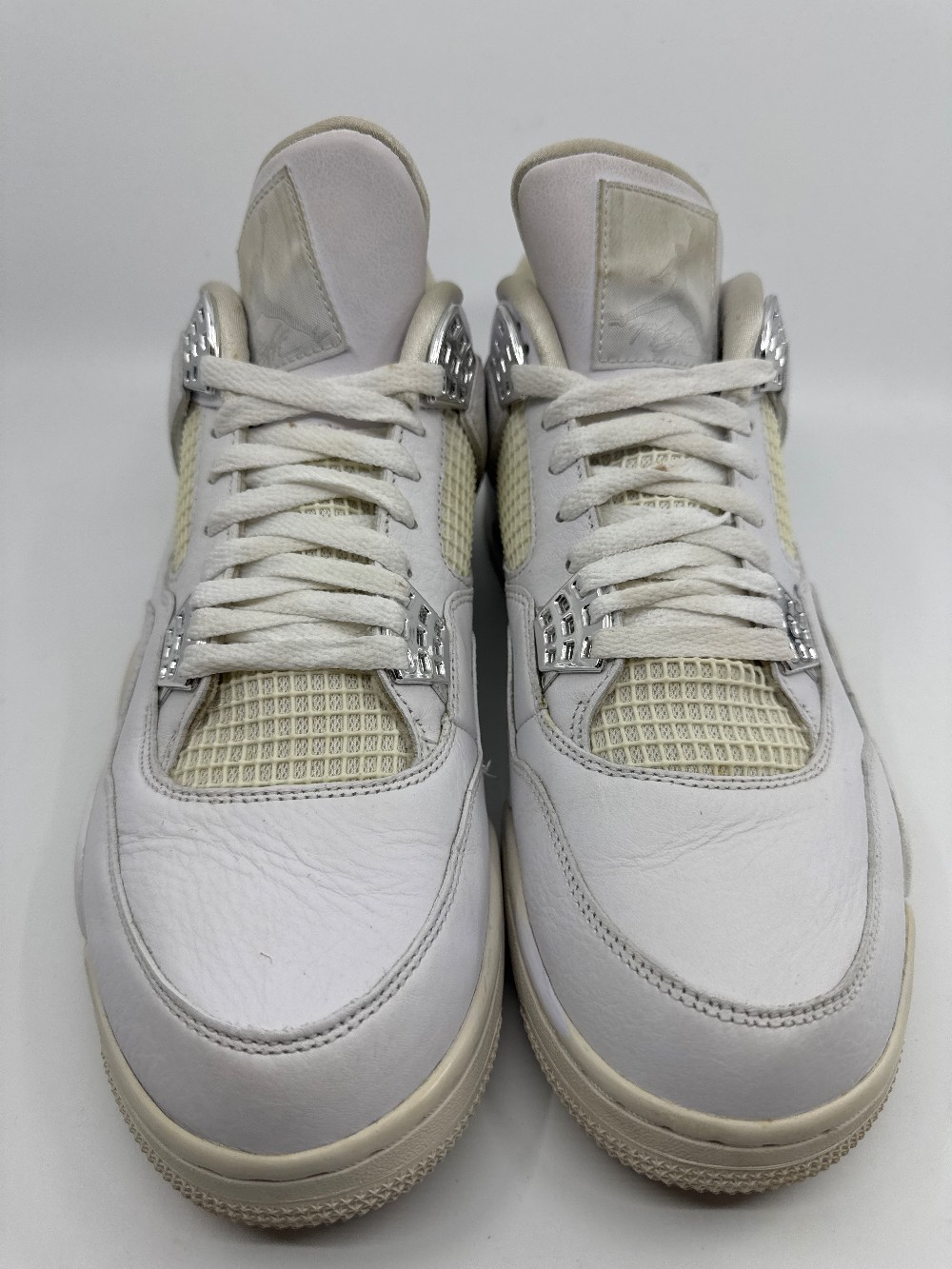 *USED/NO BOX* AJ 4 - PURE MONEY (2017)