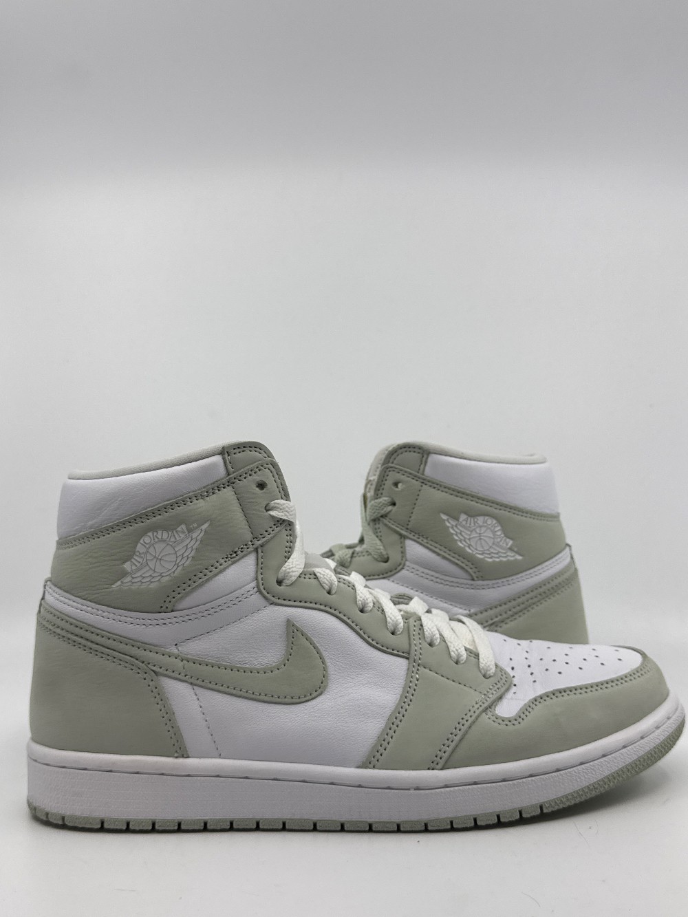 *USED* AJ 1 (W) - SEAFOAM