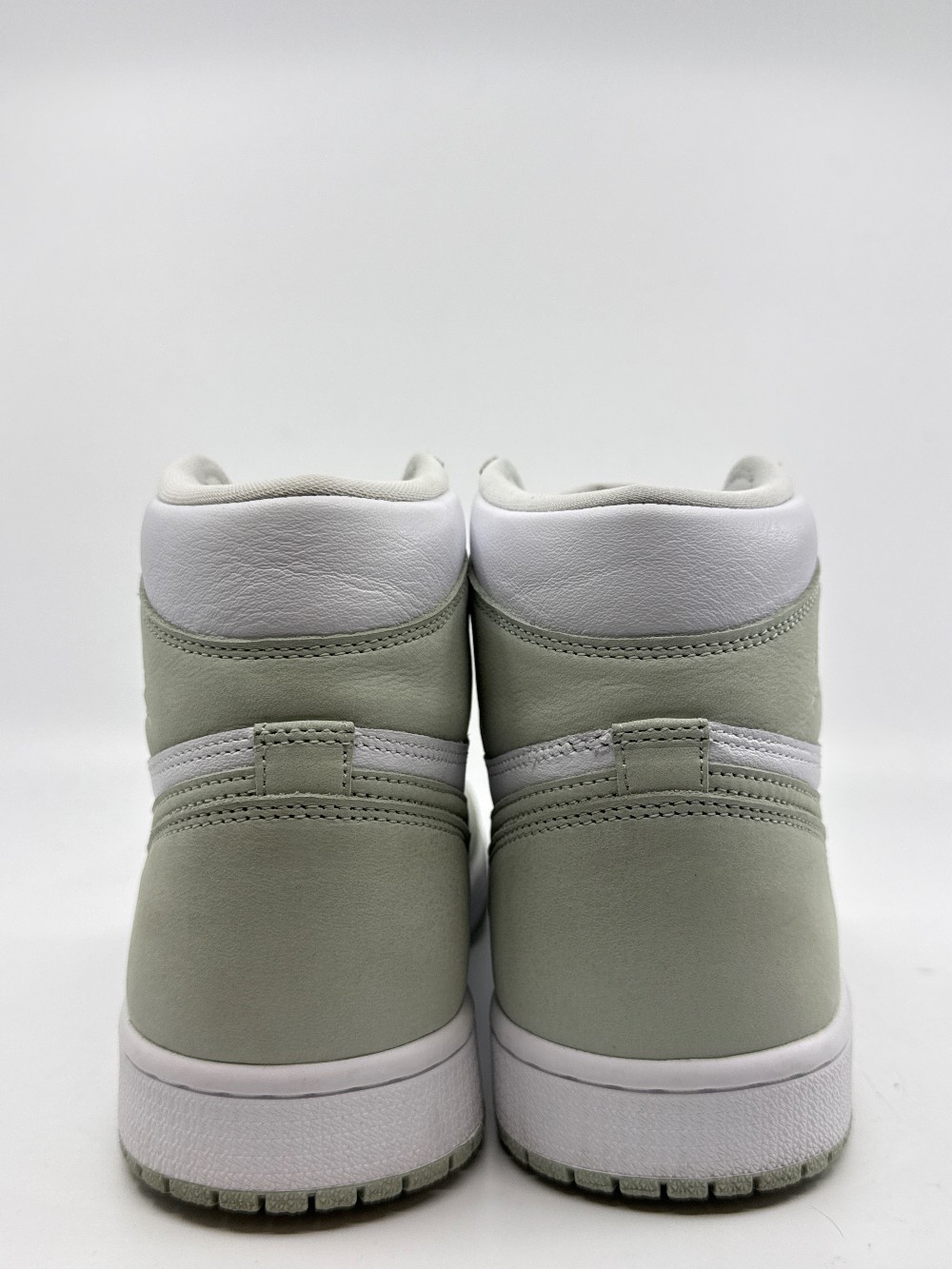 *USED* AJ 1 (W) - SEAFOAM