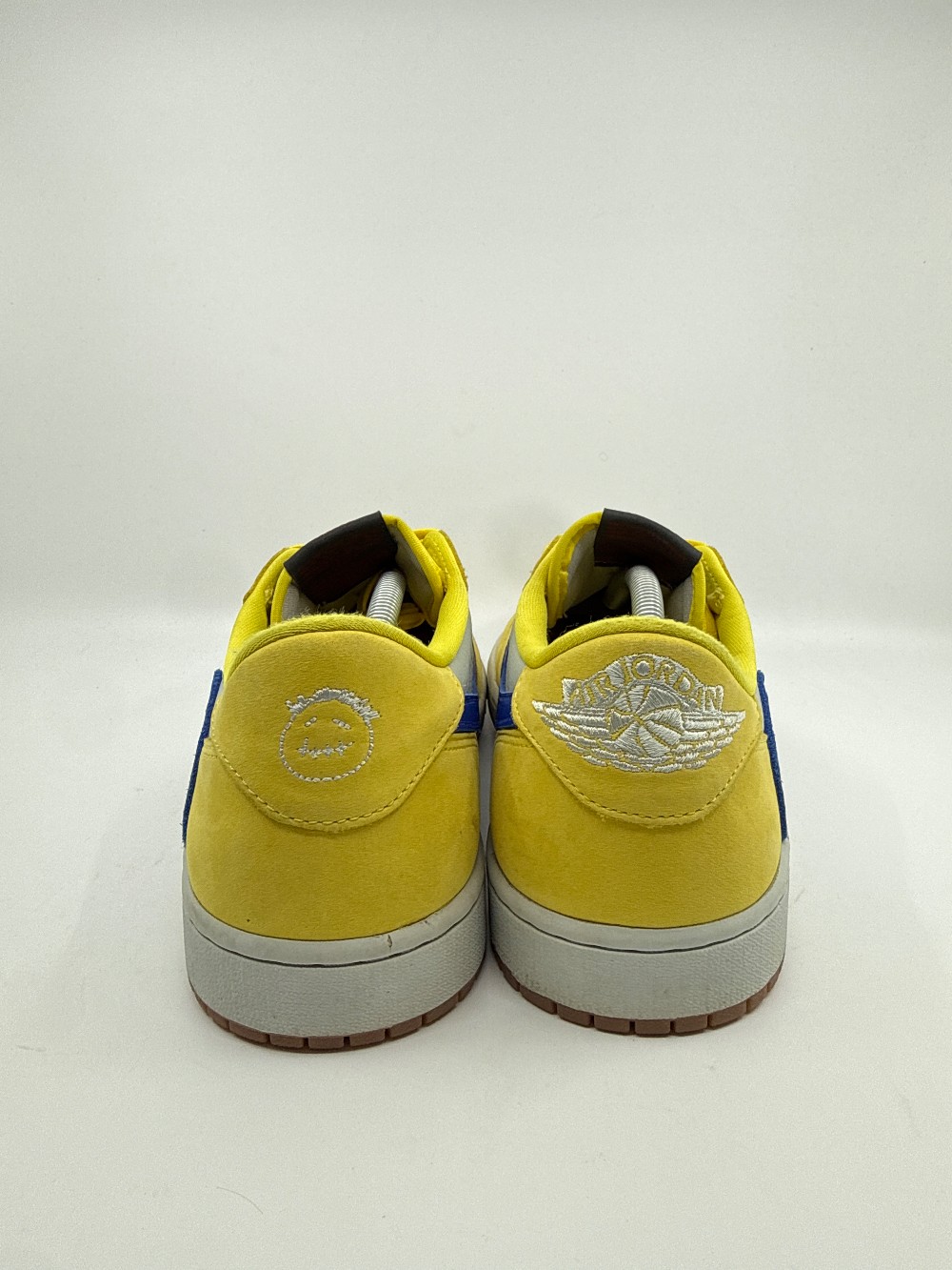 *USED* AJ 1 LOW X TRAVIS SCOTT (W) - CANARY