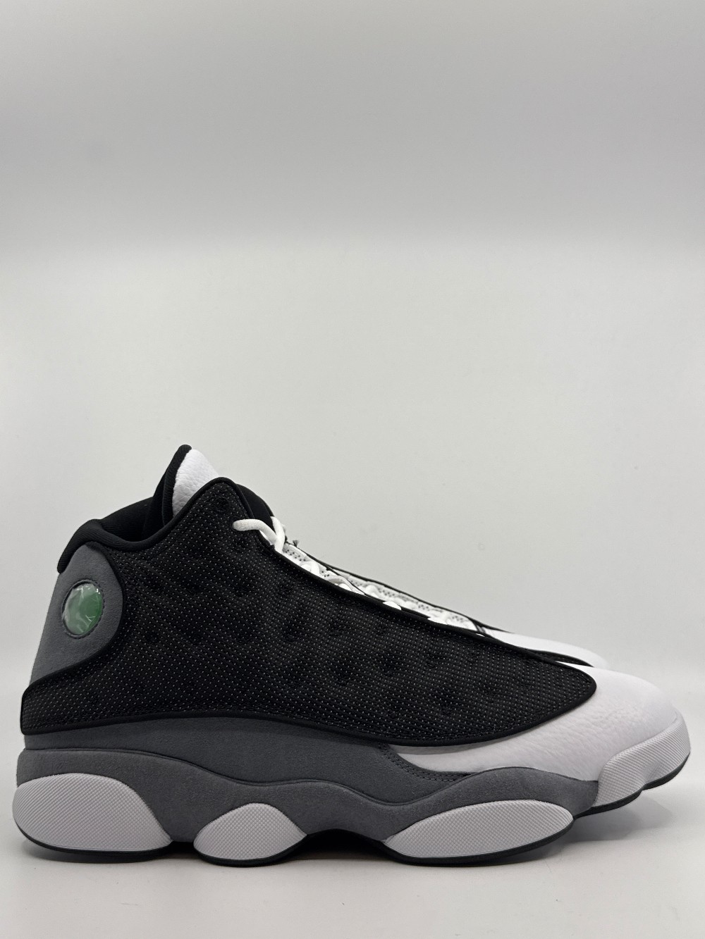 AJ 13 - BLACK FLINT