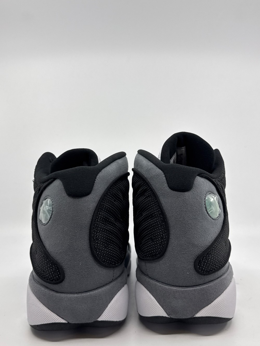 AJ 13 - BLACK FLINT