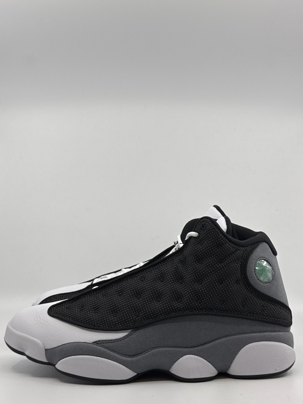AJ 13 - BLACK FLINT