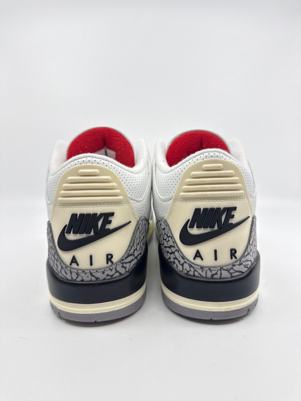 *VNDS* AJ 3 - WHITE CEMENT REIMAGINED