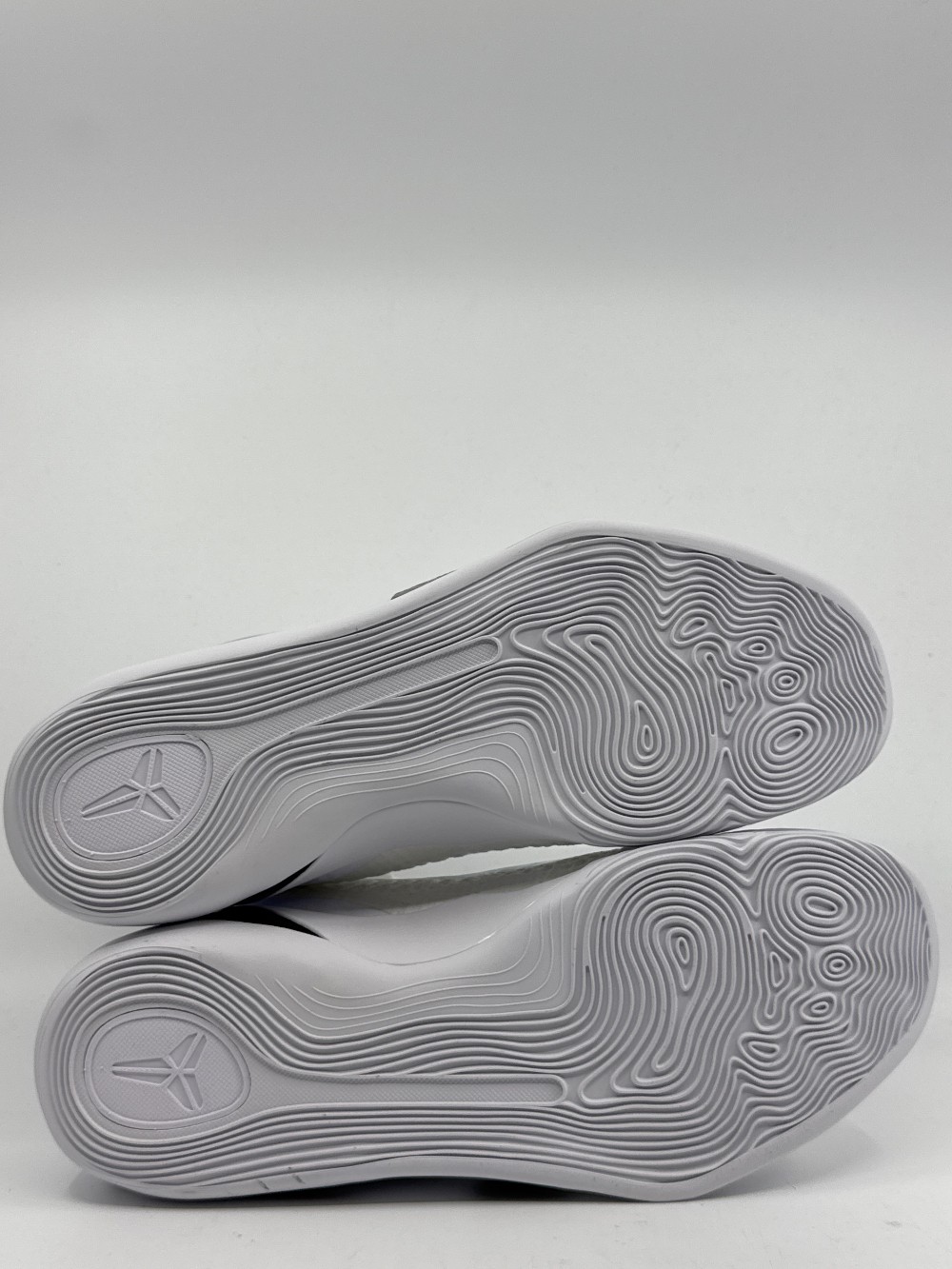 NIKE KOBE 9 ELITE LOW PROTRO - HALO