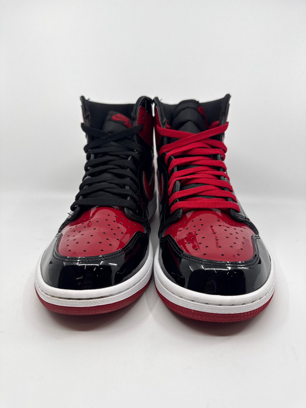 *USED* AJ 1 - PATENT BRED