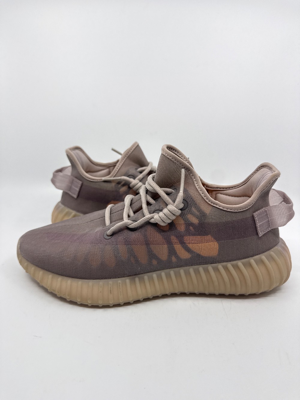 *USED* YEEZY 350 BOOST V2 - MONO MIST