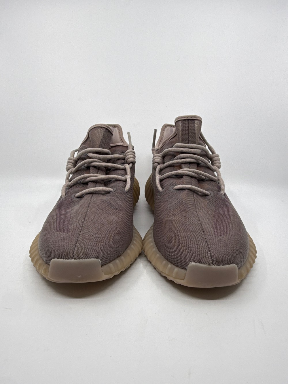 *USED* YEEZY 350 BOOST V2 - MONO MIST