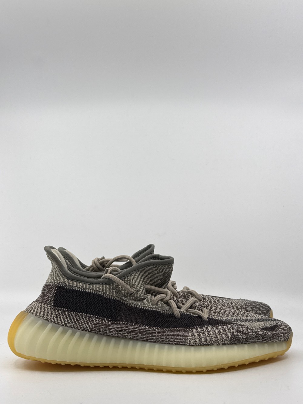 YEEZY 350 BOOST V2 - ZYON
