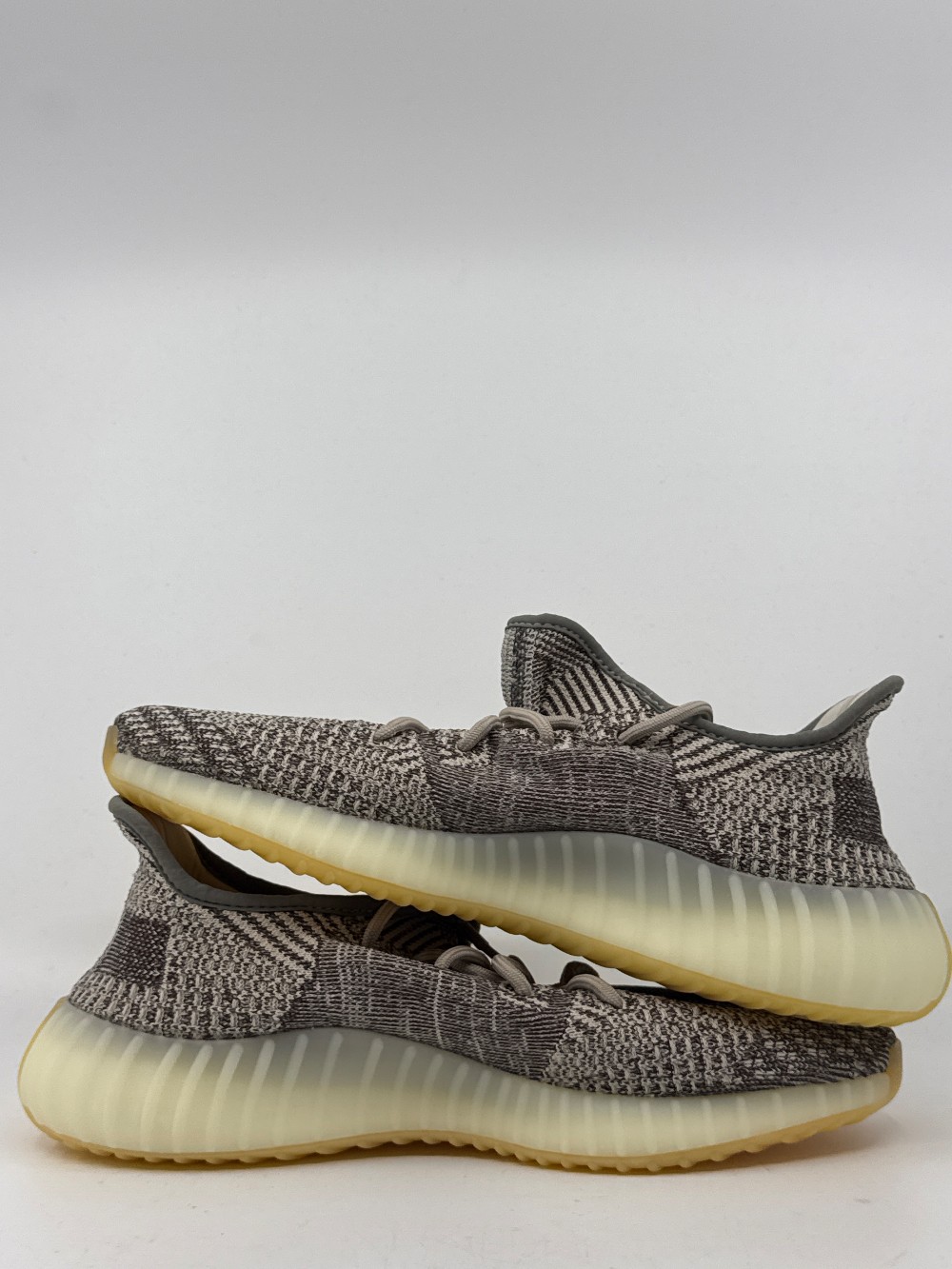 YEEZY 350 BOOST V2 - ZYON