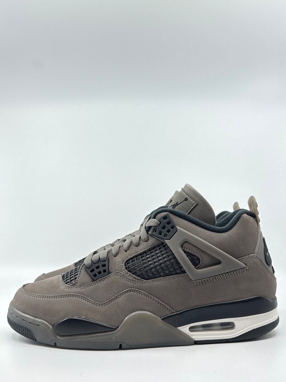 AJ 4 - CAVE STONE