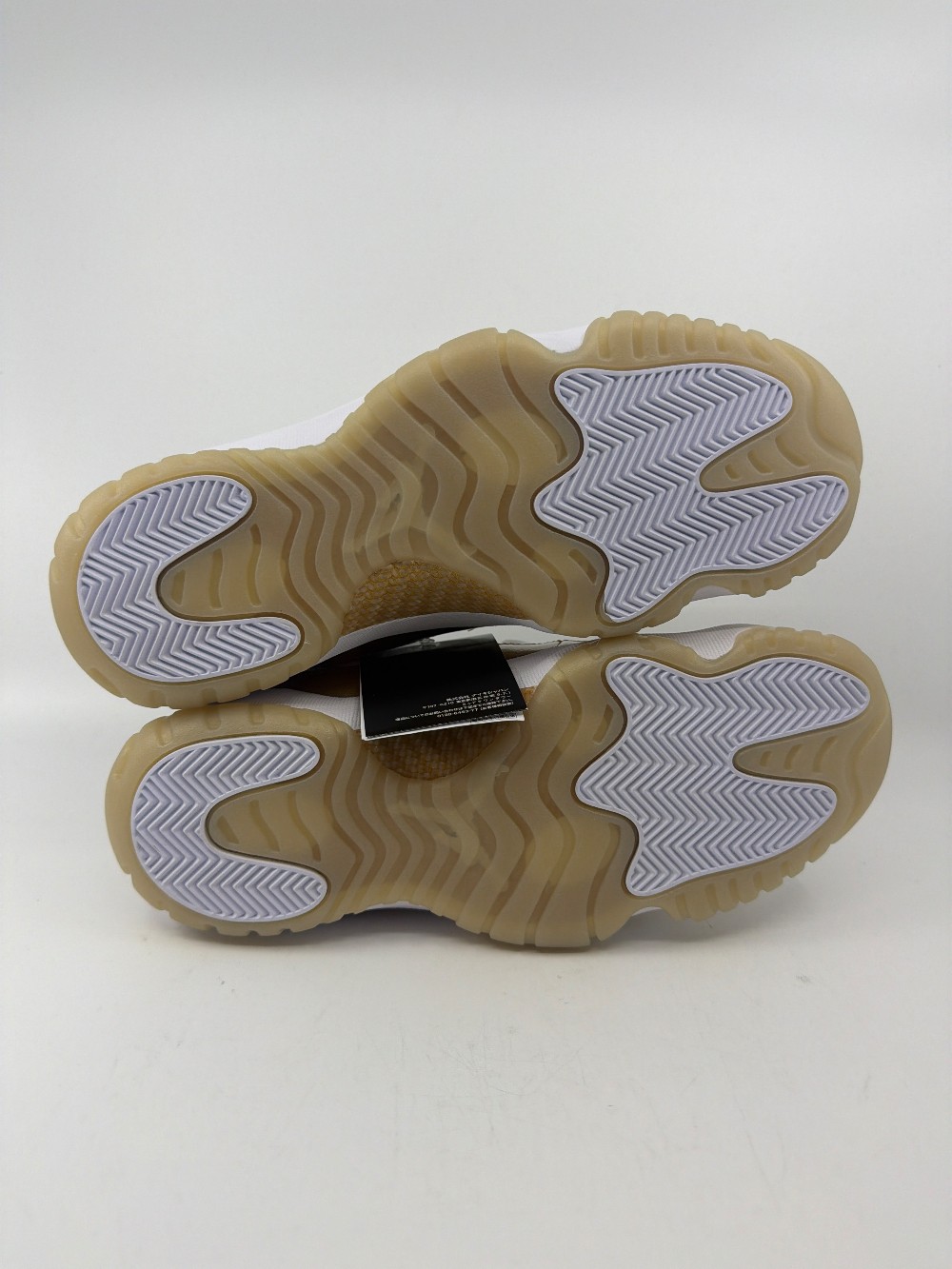 AJ 11 LOW (W) - MOTHERS DAY