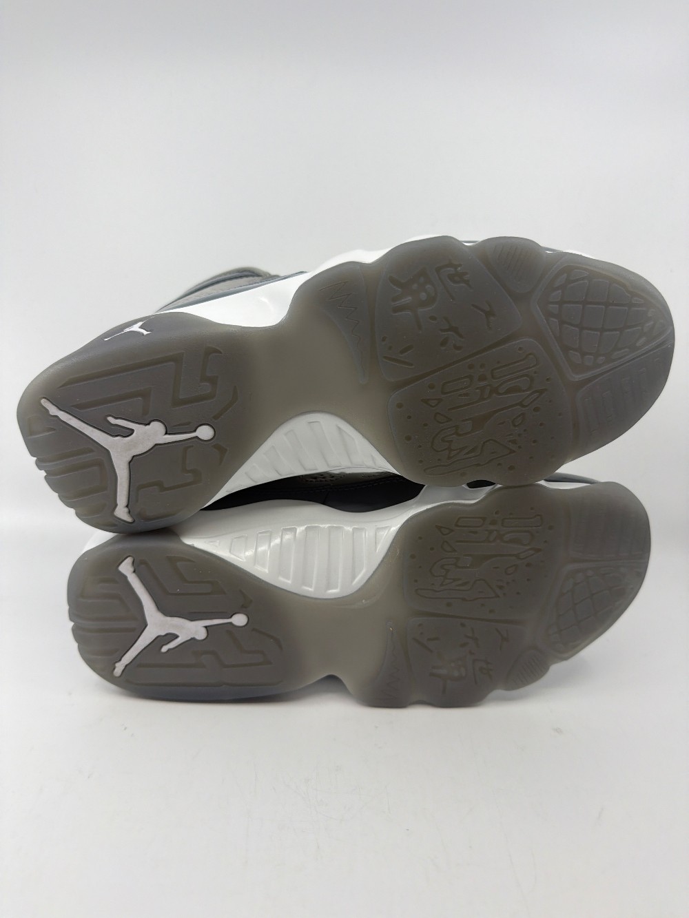 *VNDS* AJ 9 - COOL GREY