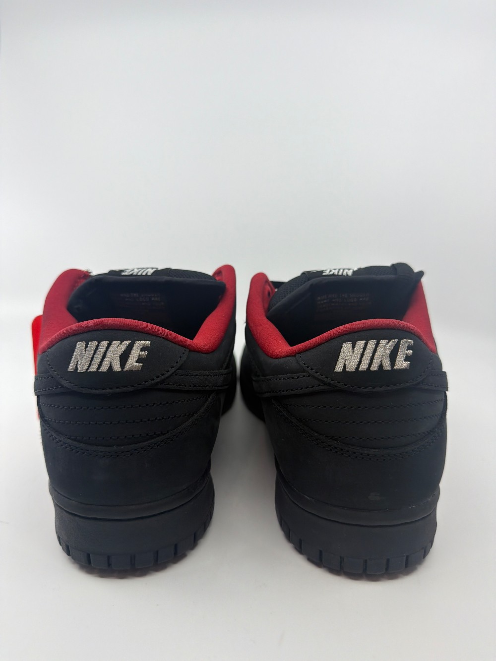 NIKE SB DUNK X SUPREME 94 - BLACK
