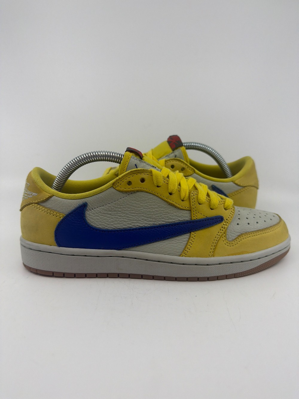 *USED* AJ 1 LOW X TRAVIS SCOTT (W) - CANARY
