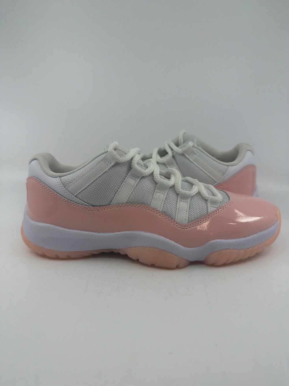 *VNDS* AJ 11 (W) - LEGEND PINK