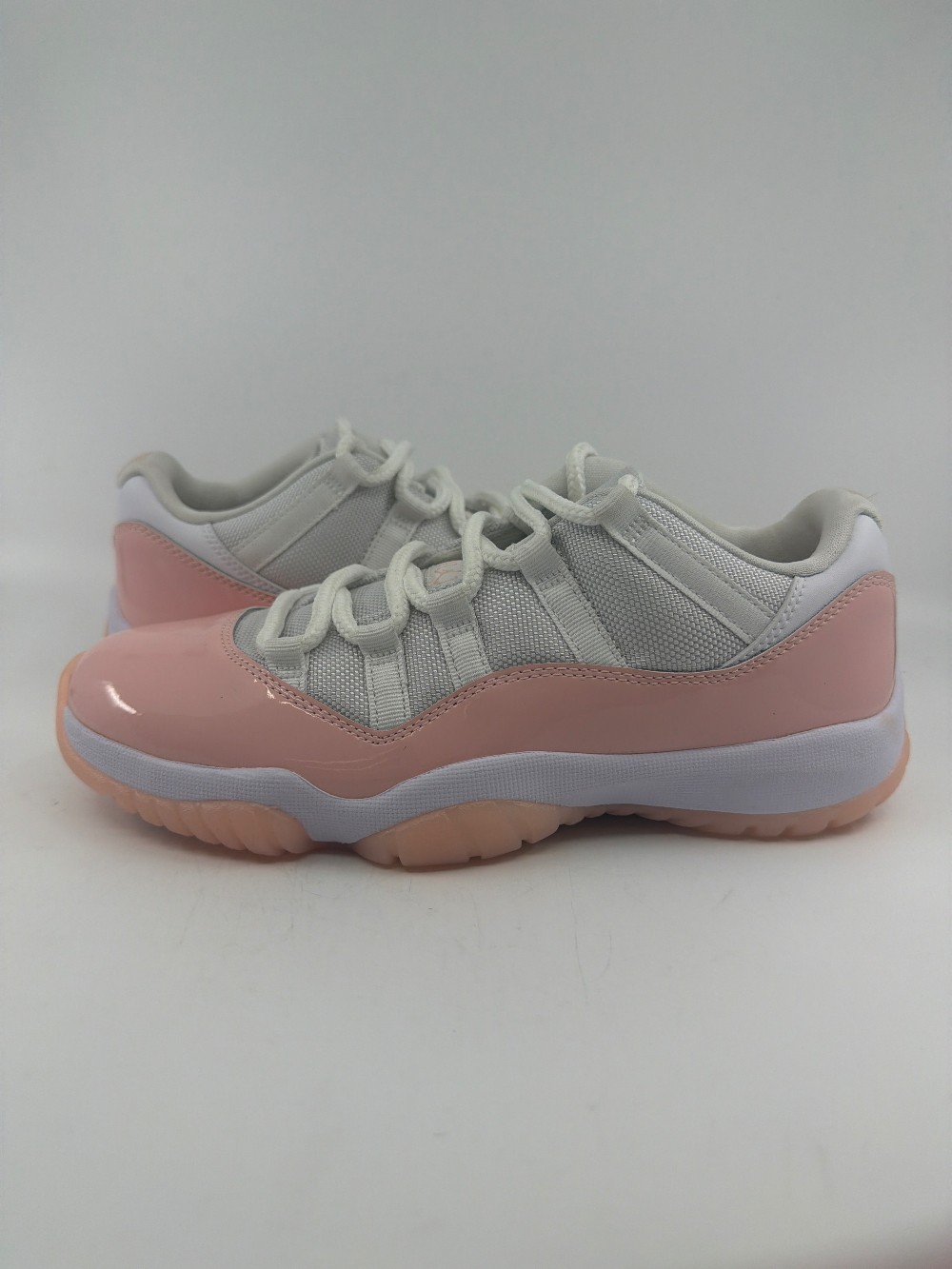 *VNDS* AJ 11 (W) - LEGEND PINK