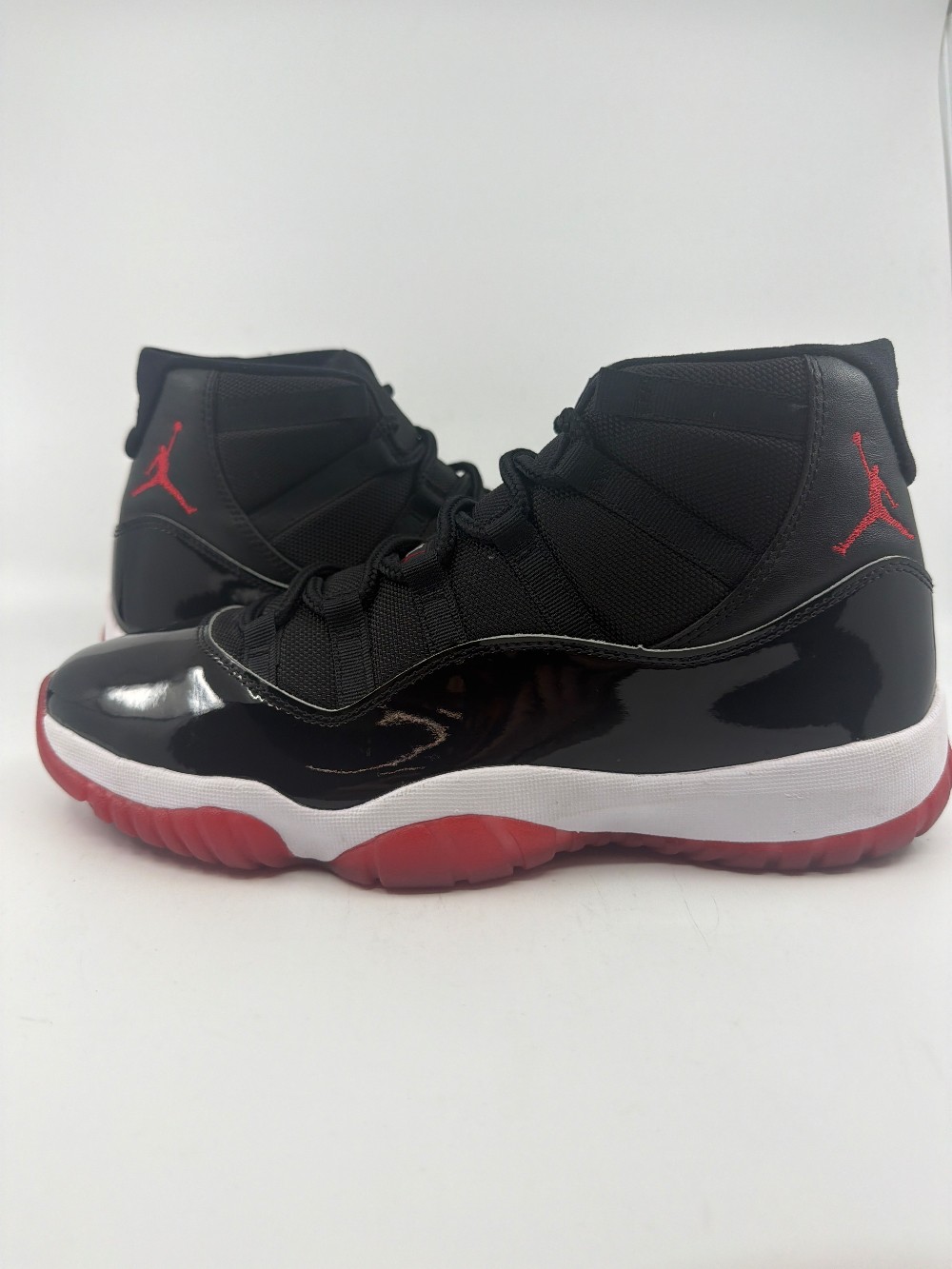 *USED* AJ 11 - PLAYOFFS BRED (2019)