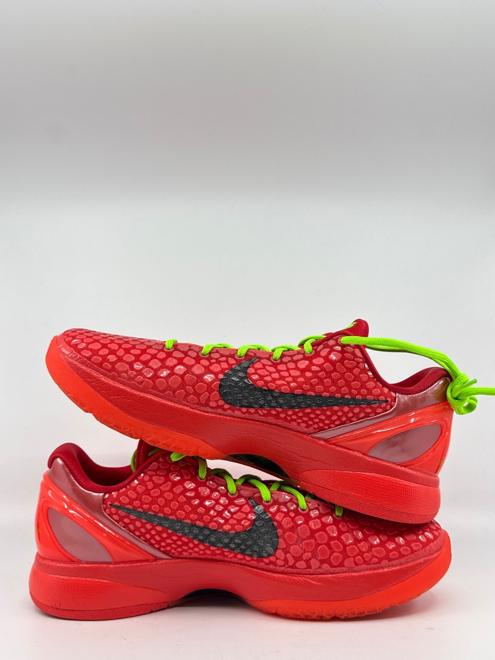 *USED* NIKE KOBE 6 PROTRO - REVERSE GRINCH
