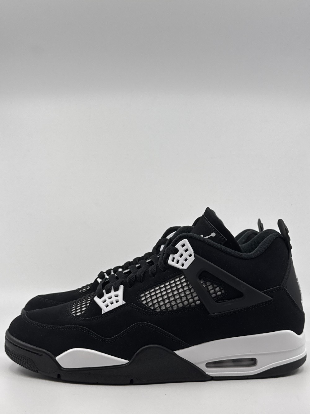 AJ 4 - WHITE THUNDER