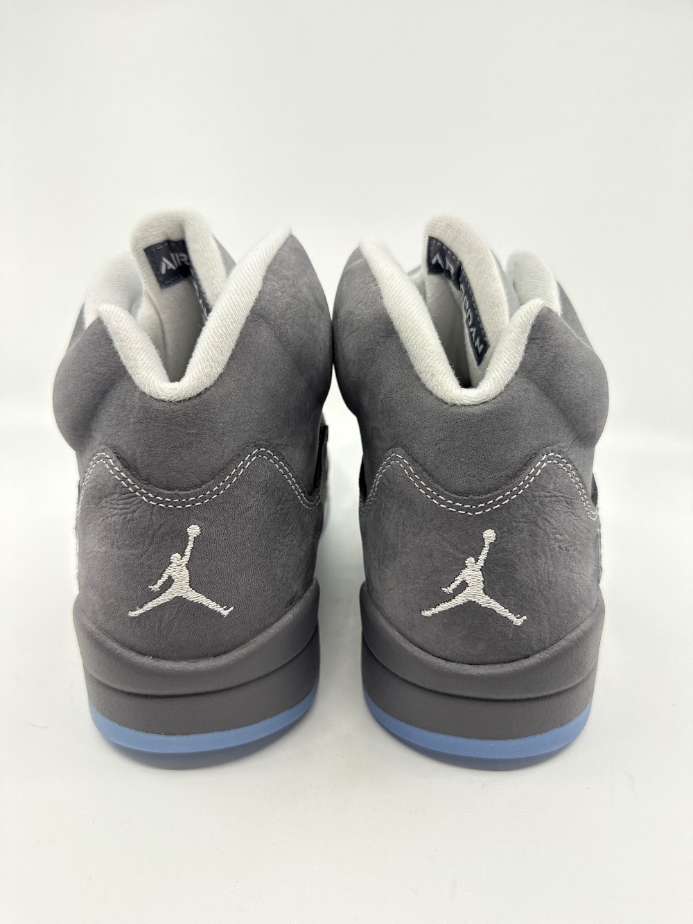 AJ 5 - WOLF GREY (2026)
