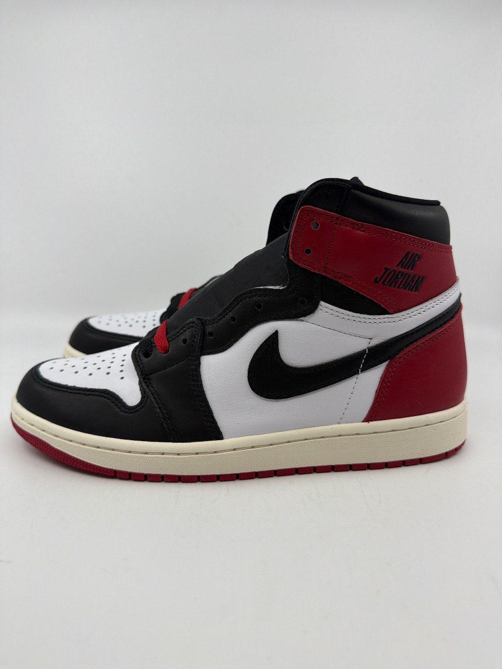 AJ 1 - BLACK TOE REIMAGINED