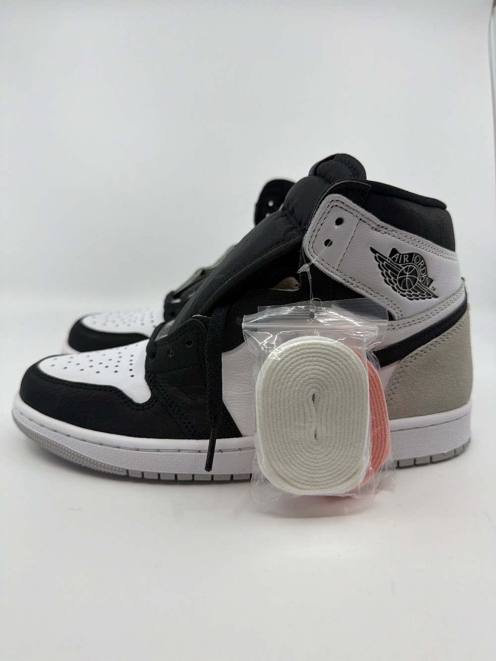 AJ 1 - BLEACHED CORAL