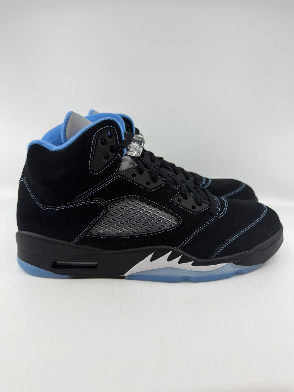AJ 5 - BLACK UNIVERSITY BLUE