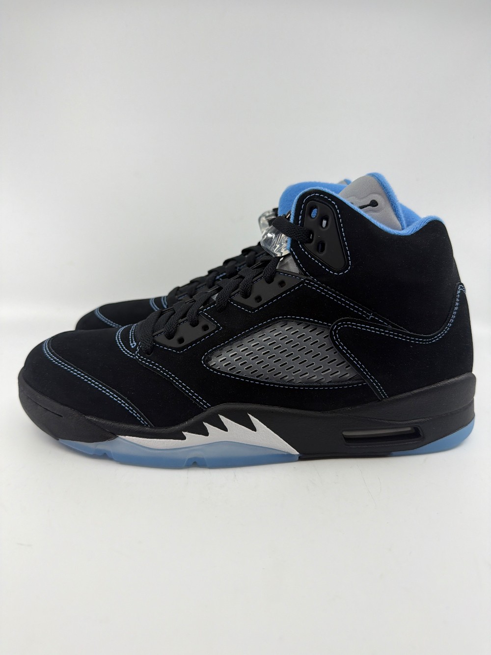 AJ 5 - BLACK UNIVERSITY BLUE