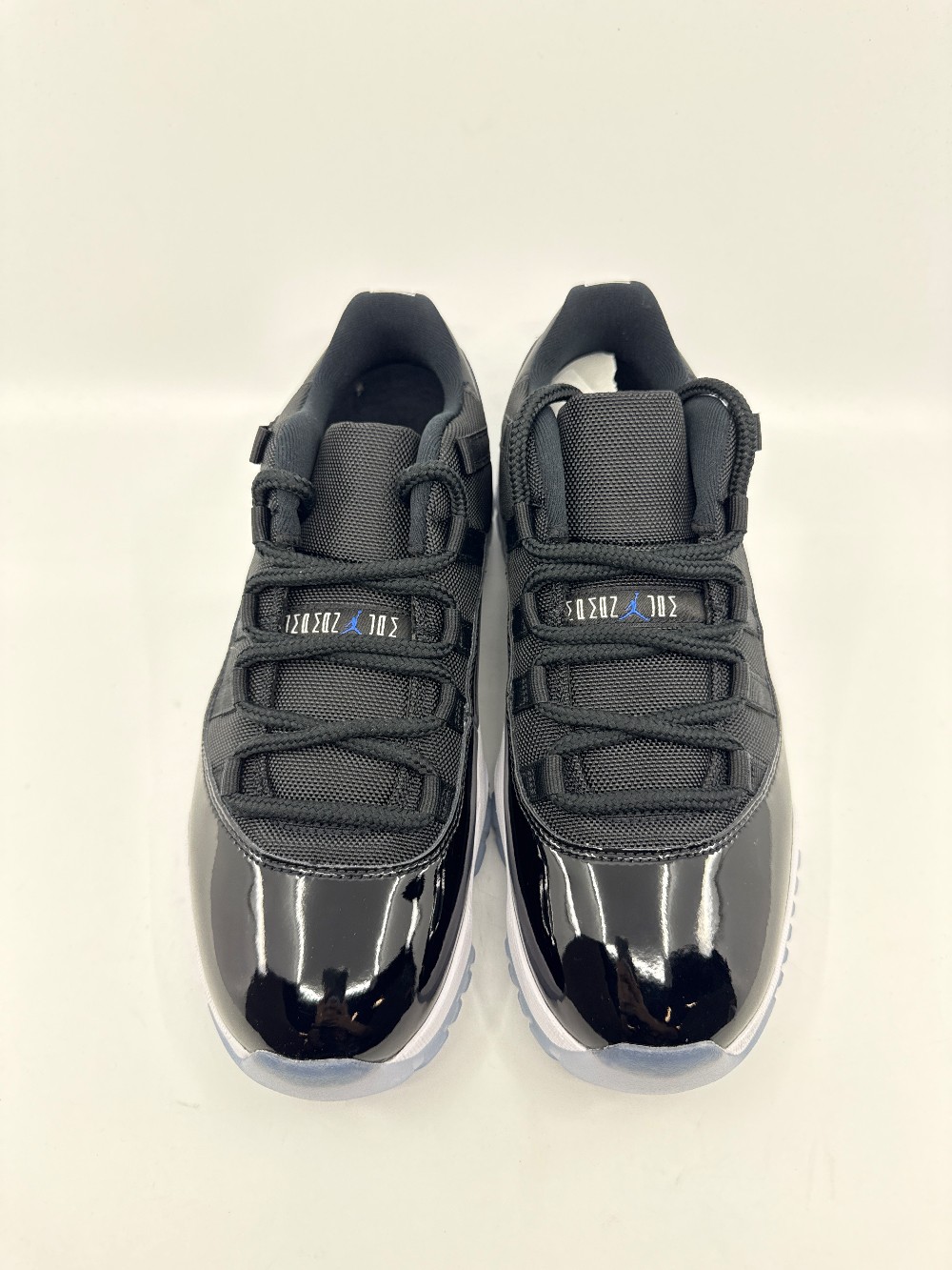 AJ 11 - SPACE JAM