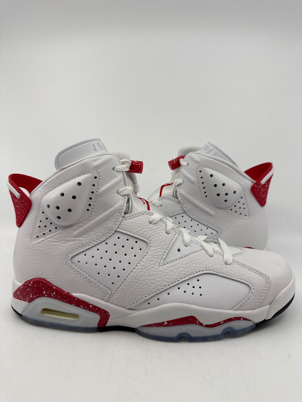 *USED* AJ 6 - RED OREO