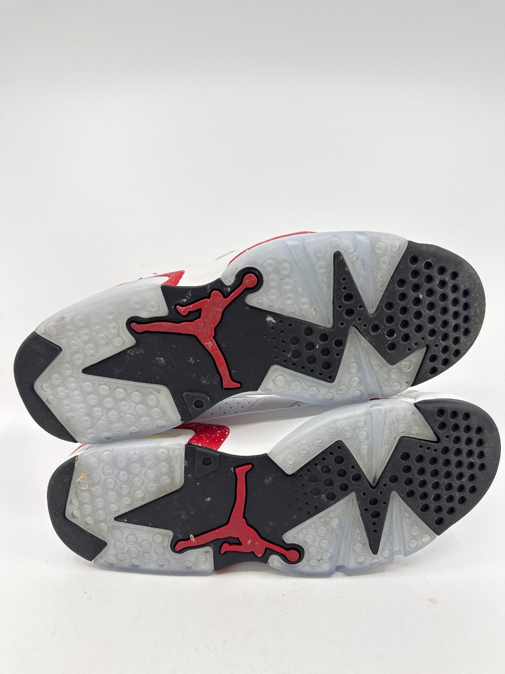 *USED* AJ 6 - RED OREO