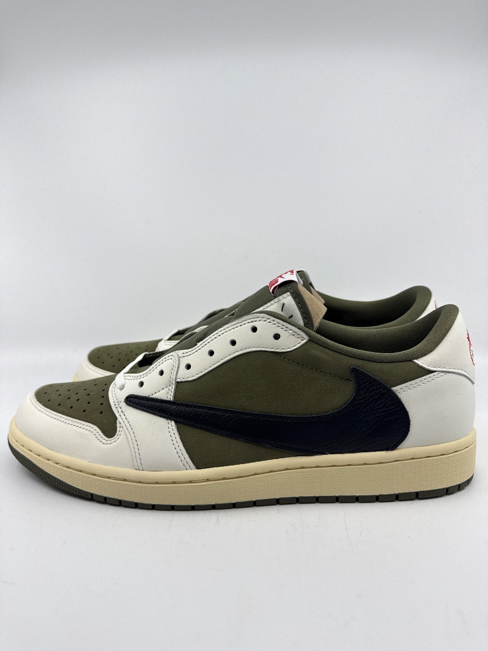 AJ 1 LOW X TRAVIS SCOTT - MEDIUM OLIVE